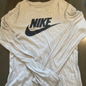 Nike long sleeve shirt